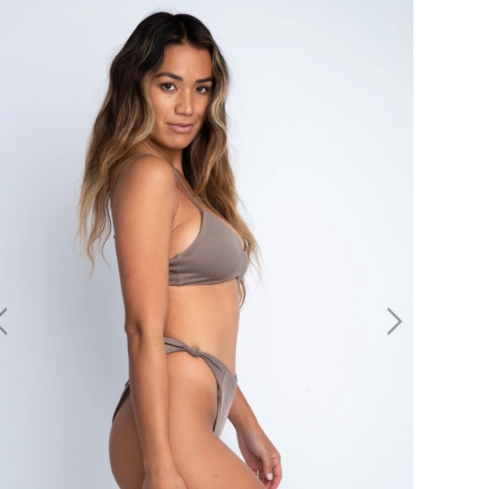 Skatie Penny Bikini Set in Stardust ✨ RARE
